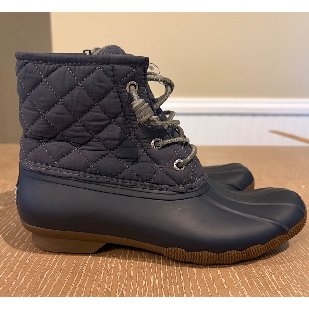 Sperry Women's Size 6.5 Navy Quilted Waterproof Lace-Up‎ Duck Boots STS93027